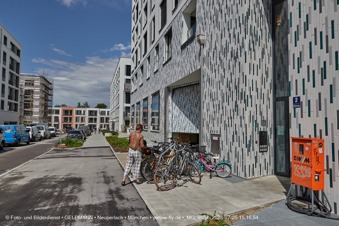 25.07.2023 - Rundgang im Alexisquartier in Neuperlach